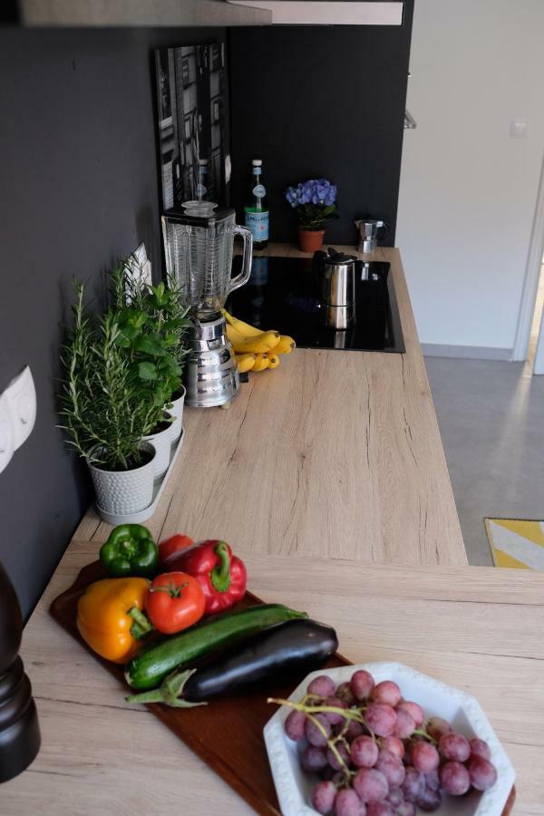 Luxury Old Town Apartment Пула Экстерьер фото